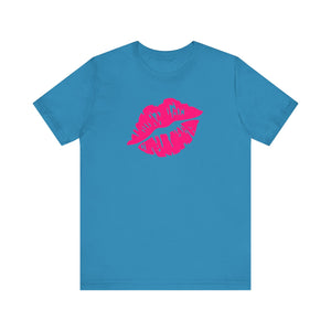FUGITIVE TEES | NEON PINK KISS ME, DON’T MISS TEE