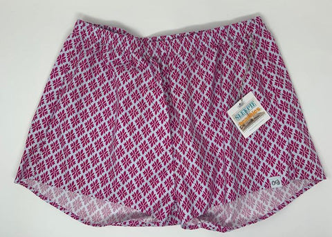 Light Blue and Fuchsia Geometric boxer shorts for women! These lightweight shorts are great for hot beach days, boat days, and summer days and night. Versatile printBoxersOliver Green