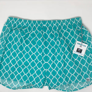 Medium Fits 2-8
Small fits women 0-1, and girl's 16
These cute shorts work great for beach cover-up, loungewear, brunch, lunch, dinner, and sleepwear. 
The Med pair ShortsOliver Green