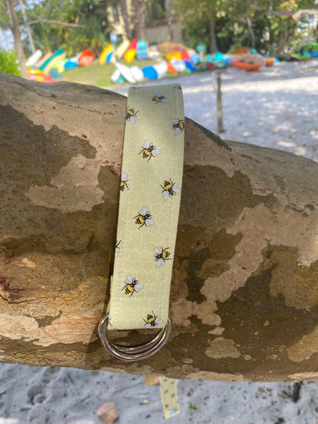 Honey bee d-ring belt by oliver green