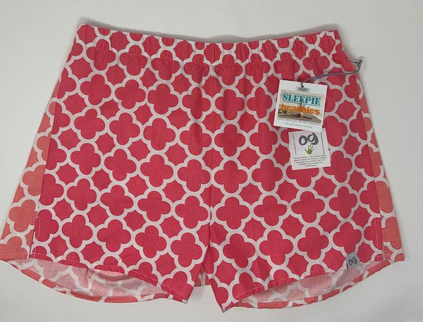 Pink Geometric shorts for women! These lightweight shorts are great for hot beach days, and summer days and night. Versatile prints make our boxers multi-use.
Beach BoxersOliver Green